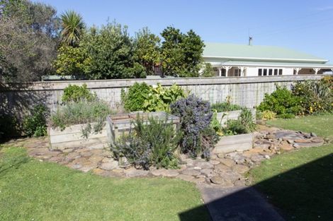 Photo of property in 22 Mowhanau Drive, Kai Iwi, Whanganui, 4574