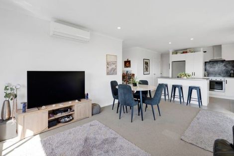 Photo of property in 15 Customhouse Street, Bell Block, New Plymouth, 4312