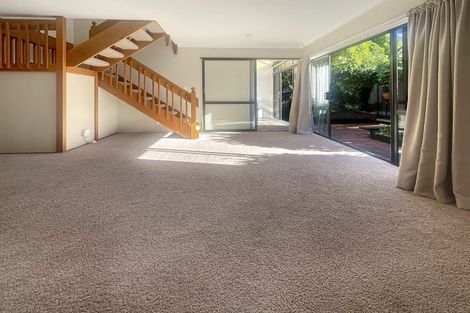 Photo of property in 2/136 Karori Road, Karori, Wellington, 6012