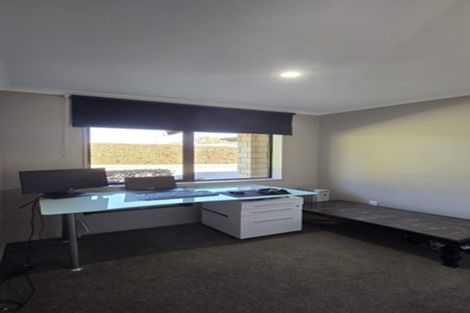 Photo of property in 1 Oaks Place, Te Aroha, 3320