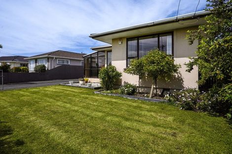 Photo of property in 56 Hargood Street, Woolston, Christchurch, 8062