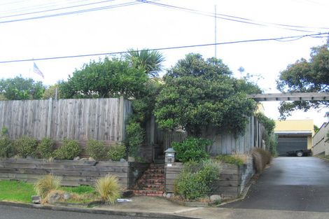 Photo of property in 10 Eatwell Avenue, Paraparaumu Beach, Paraparaumu, 5032