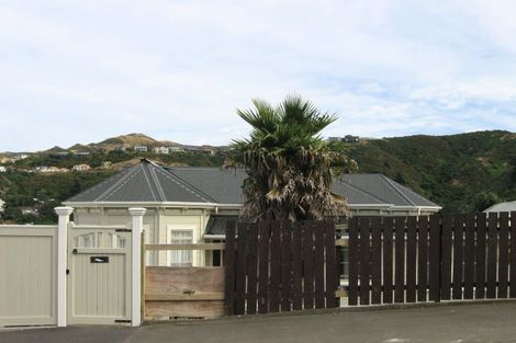 Photo of property in 82 Tiber Street, Island Bay, Wellington, 6023