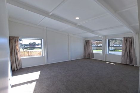 Photo of property in 64/62 Seaview Road, Marfell, New Plymouth, 4310