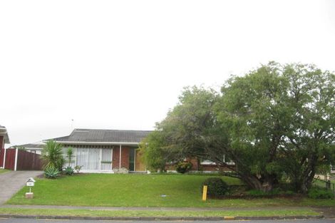 Photo of property in 28 Walworth Avenue, Pakuranga Heights, Auckland, 2010