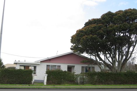 Photo of property in 72 Cracroft Street, Waitara, 4320