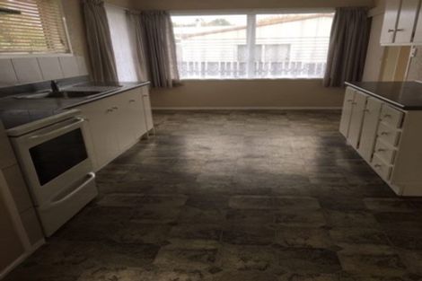 Photo of property in 16 Sequoia Crescent, Owhata, Rotorua, 3010