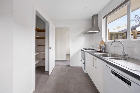 Photo of property in 25 Dunbarton Street, Redwood, Christchurch, 8051