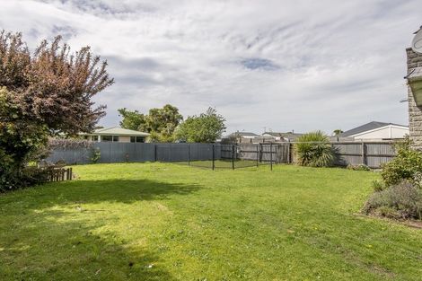 Photo of property in 22 Roswell Place, Islington, Christchurch, 8042