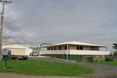 Photo of property in 17 Tatahi Street, Te Puru, Thames, 3575