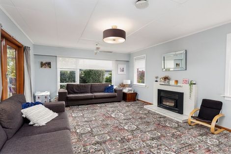Photo of property in 15 Oxford Street, Waimate, 7924