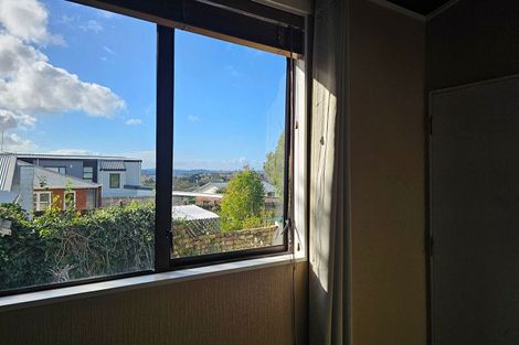 Photo of property in 150 Titirangi Road, New Lynn, Auckland, 0600