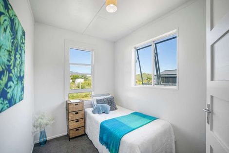Photo of property in 49 Tauwhareparae Road, Tolaga Bay, 4077