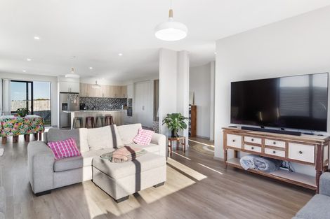 Photo of property in 8 Hillpark Drive, Pokeno, 2402