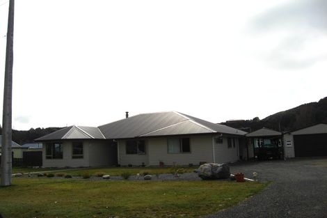 Photo of property in 15 Main Street, Reefton, 7830