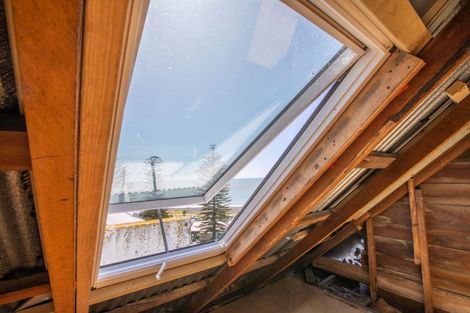 Photo of property in 4a Seaview Terrace, Bluff Hill, Napier, 4110