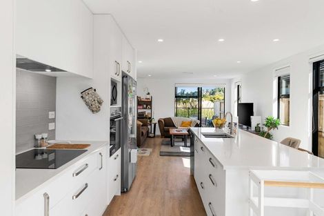 Photo of property in 11 Hinaki Street, Poike, Tauranga, 3112