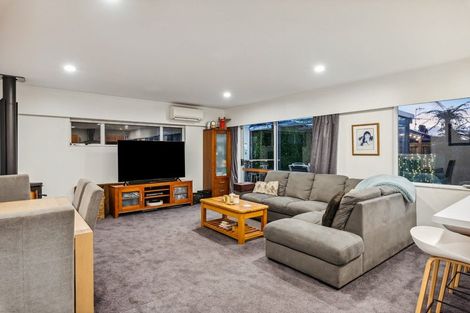 Photo of property in 4 Belvedere Avenue, Waikanae, 5036