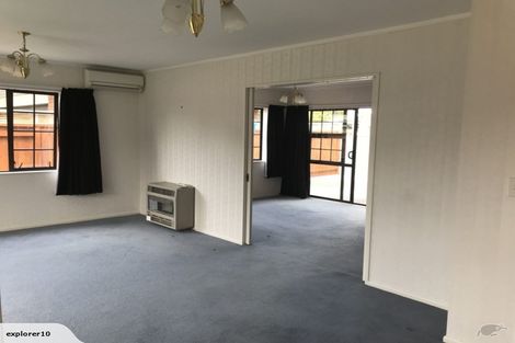 Photo of property in 6 Mckenzie Court, Terrace End, Palmerston North, 4410