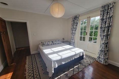 Photo of property in 212 Barnard Street, Wadestown, Wellington, 6012