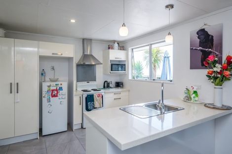 Photo of property in 15 Campbell Avenue, Paraparaumu, 5032