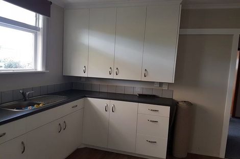 Photo of property in 10 Mcdonald Place, Awapuni, Palmerston North, 4412