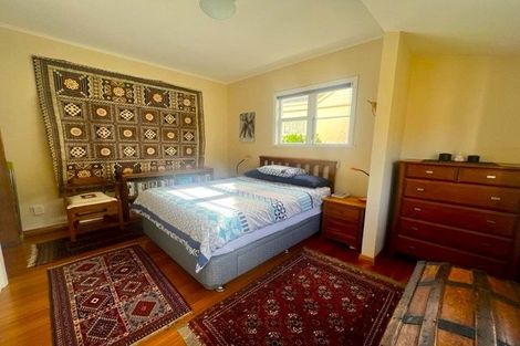 Photo of property in 10 Melvill Grove, Waterloo, Lower Hutt, 5011