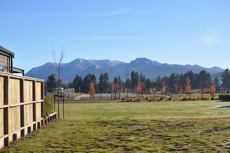 Photo of property in 16 Obelisk Street, Wanaka, 9305