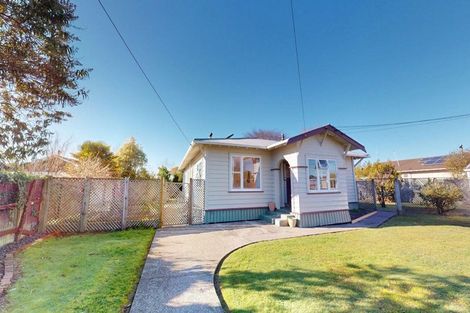 Photo of property in 11 Lyon Street, Marton, 4710