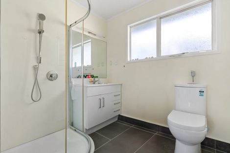 Photo of property in 1/23 Frobisher Way, Clendon Park, Auckland, 2103