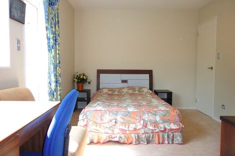 Photo of property in 20 Kilear Close, Pinehill, Auckland, 0632