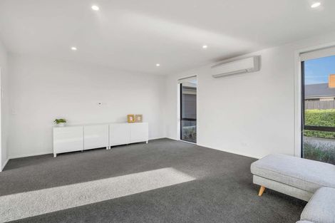 Photo of property in 80 Shillingford Boulevard, Rolleston, 7615