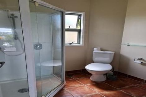 Photo of property in 9 Mt Lebanon Lane, Henderson, Auckland, 0612