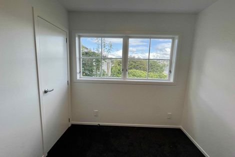 Photo of property in 17 Amapur Drive, Khandallah, Wellington, 6035