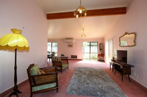 Photo of property in 54 Reynolds Road, Havelock North, 4130
