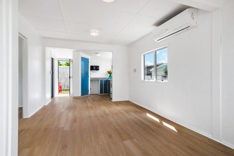 Photo of property in 104a The Square, Whangamata, 3620