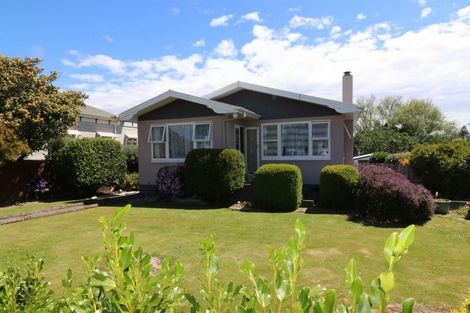 Photo of property in 17 Salisbury Street, Dannevirke, 4930