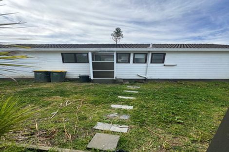 Photo of property in 1/83 Luanda Drive, Ranui, Auckland, 0612