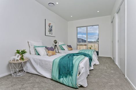 Photo of property in 66 Taikura Avenue, Red Beach, 0932