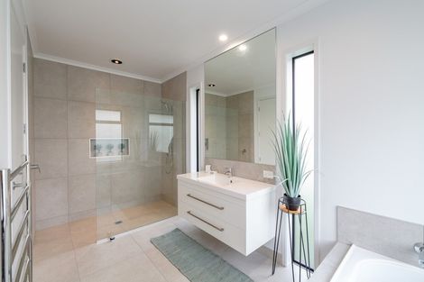 Photo of property in 23 Graham Mcrae Place, Whangamarino, Te Kauwhata, 3782