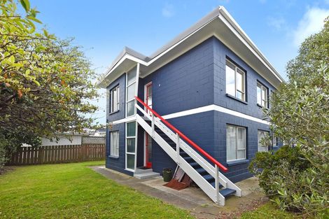 Photo of property in 8/218 Onepu Road, Lyall Bay, Wellington, 6022