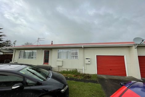 Photo of property in 9 Aratapu Street, Waitara, 4320