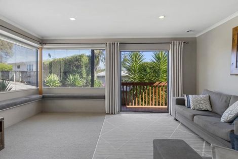 Photo of property in 4a Holden Avenue, Forest Lake, Hamilton, 3200