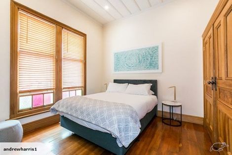 Photo of property in 6 Milton Road, Bluff Hill, Napier, 4110