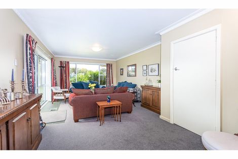 Photo of property in 15 Manuka Street, Mairehau, Christchurch, 8013