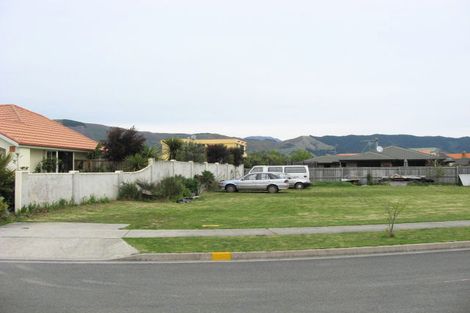 Photo of property in 15 Hoult Crescent, Monaco, Nelson, 7011