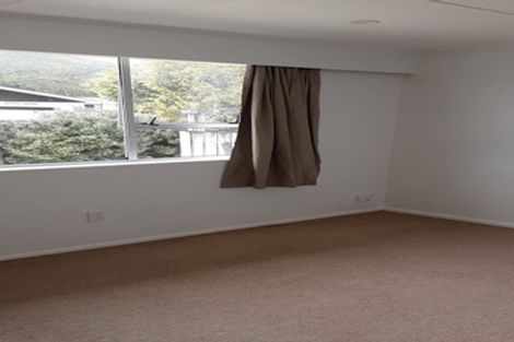 Photo of property in 2/306 Wellington Road, Wainuiomata, Lower Hutt, 5014