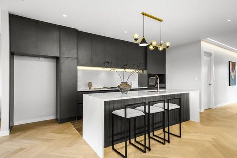Photo of property in 18 Pukeko Road, Hobsonville, 0616