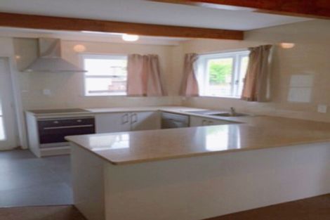 Photo of property in 3 Trinidad Road, Sunnynook, Auckland, 0620