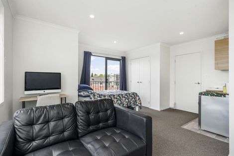 Photo of property in 1/47 Cameron Road, Hamilton East, Hamilton, 3216